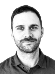 Dr Tristan Hollyer